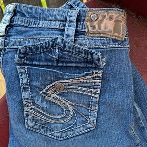 Silver Jeans Medium Blue Bootcut Jeans with Embroidered Pocket